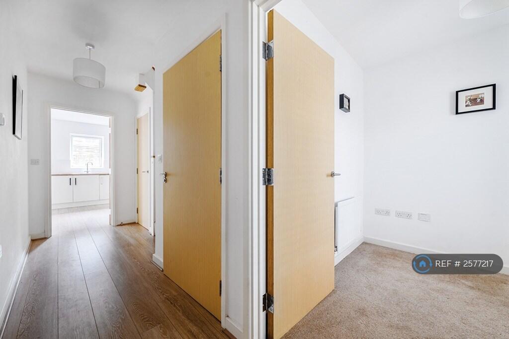 Additional image 12 of Elgin Grove, Street, BA16