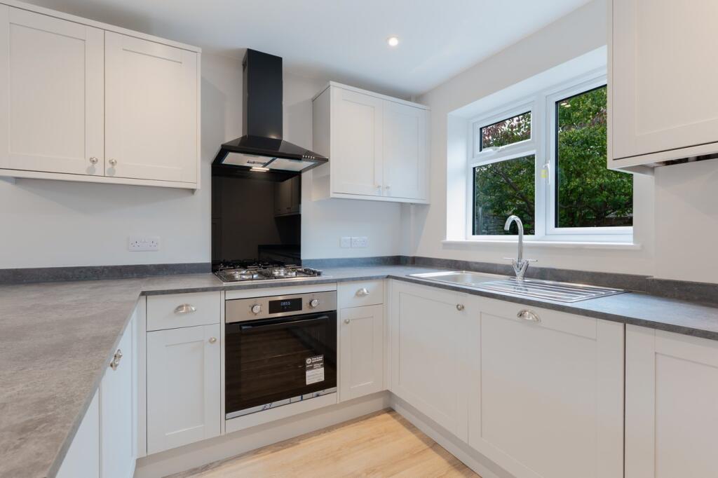 Additional image 7 of Harris Close, Henley-in-Arden, B95