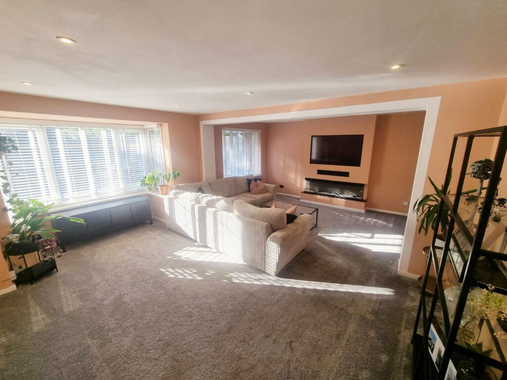 Additional image 5 of Hillmorton Close, Church Hill North, Redditch