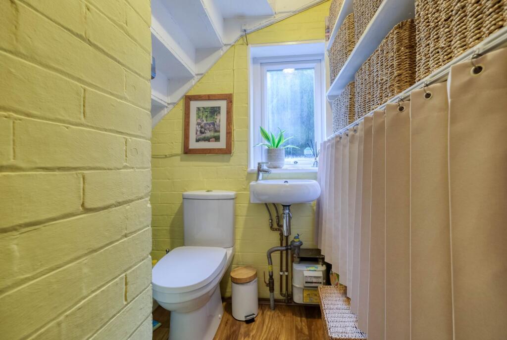 Additional image 12 of Weavers Hill, Hunt End, B97