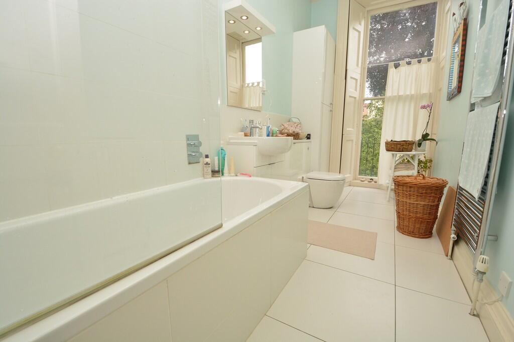 Additional image 4 of The Circus