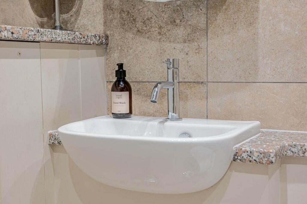 Additional image 12 of Princes Street