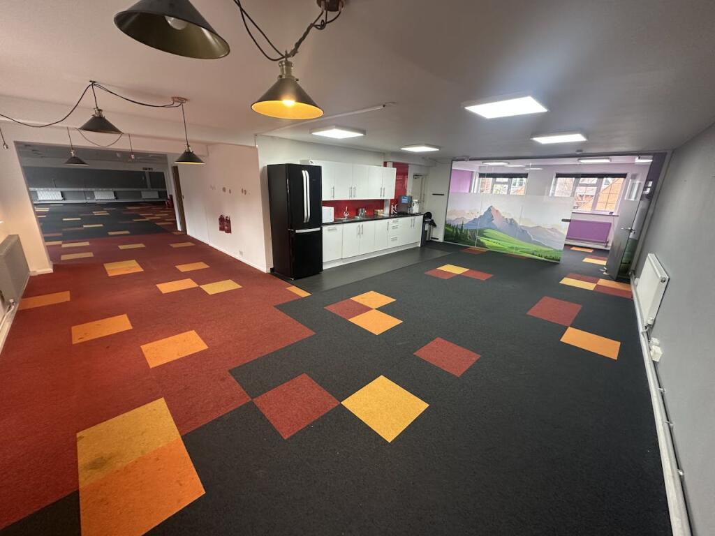 房产图片 6 - Greville House，高街，诺尔，B93 0LN