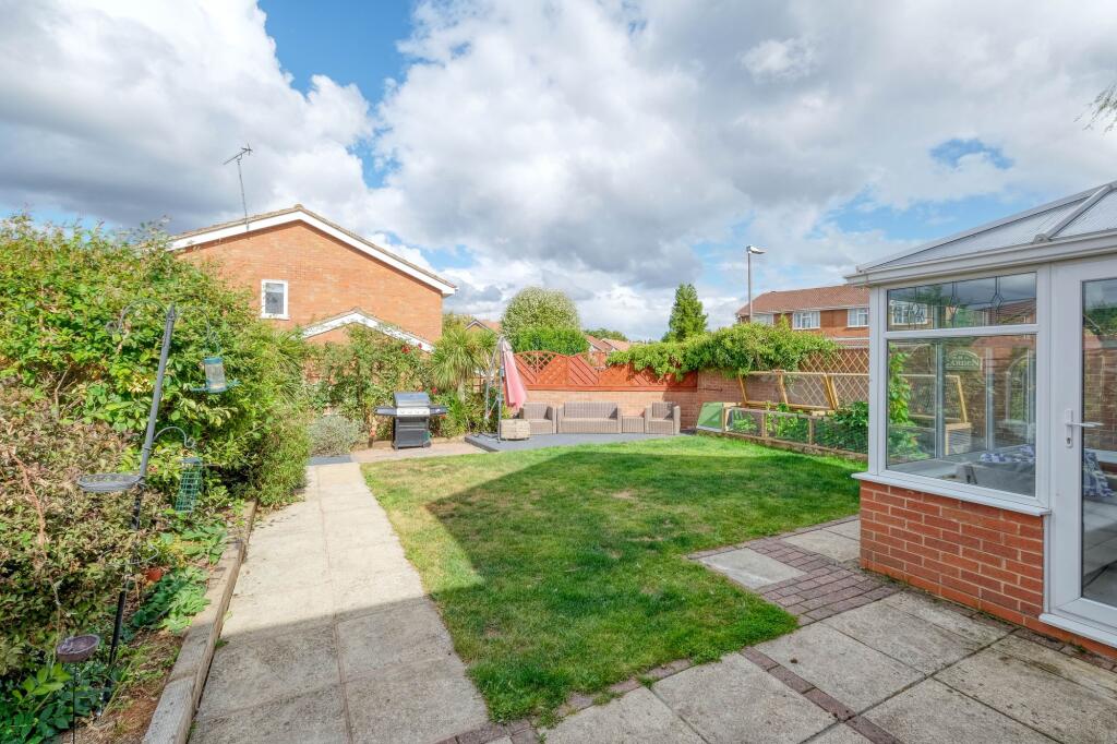 Additional image 21 of Lineholt Close, Redditch, B98