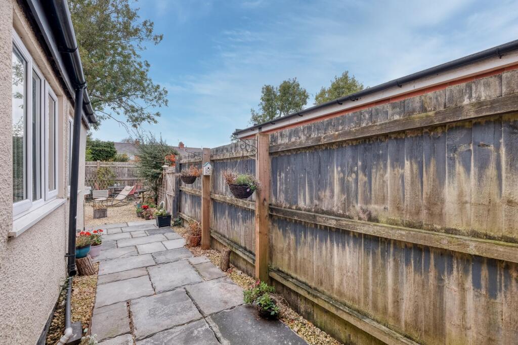 Additional image 12 of Avenue Road, Astwood Bank, B96