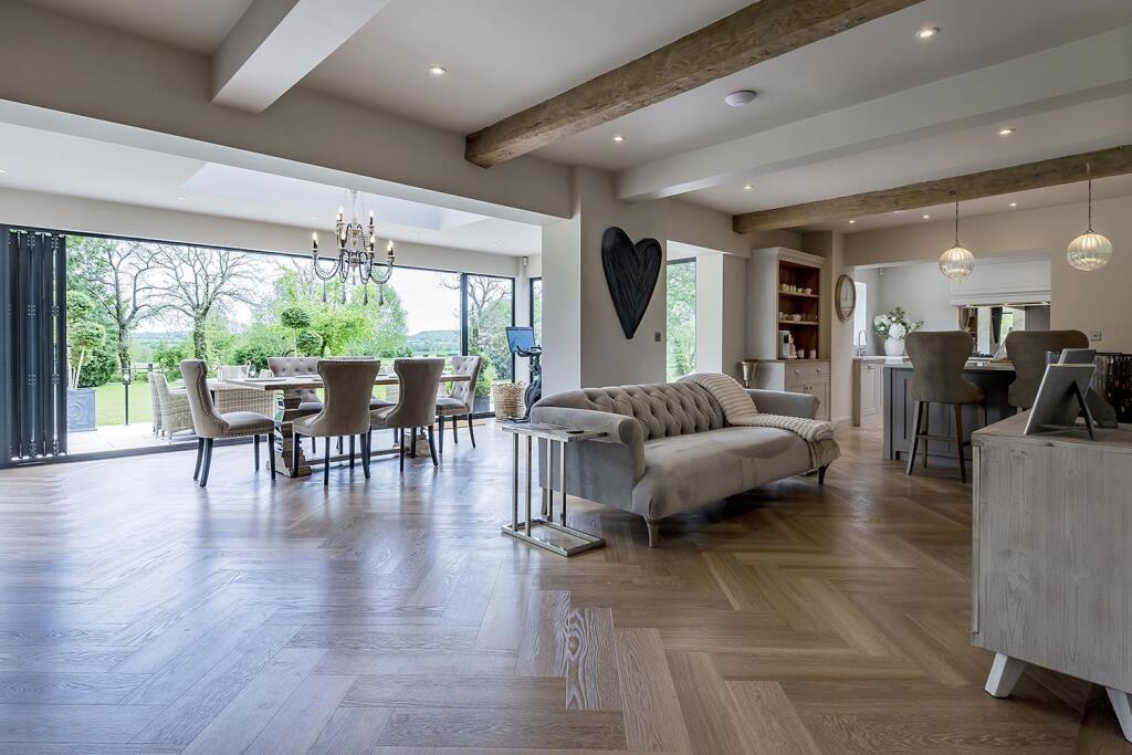 Additional image 4 of Stratford Road, Henley in Arden