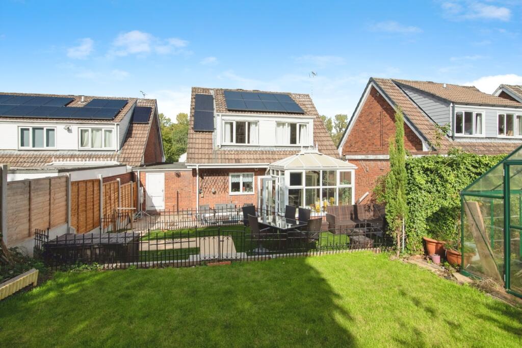 Additional image 17 of Charlecote Close, REDDITCH, Worcestershire, B98