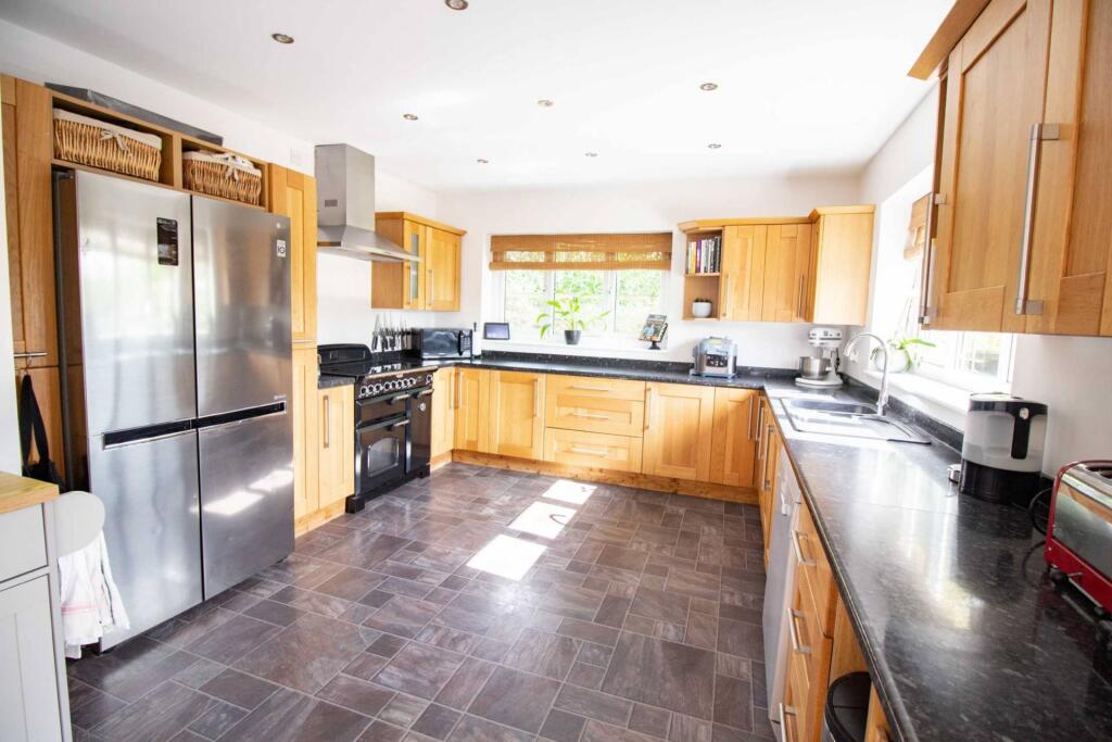 Additional image 6 of Whitechaple Lane, Oldford