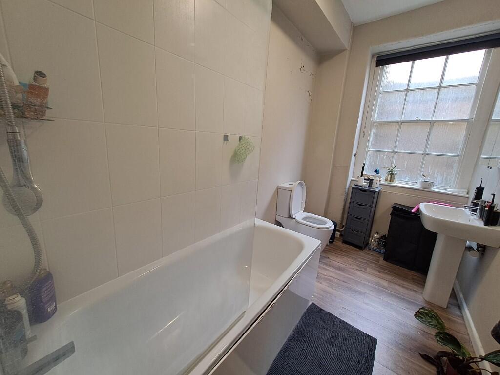 Additional image 4 of Flat 1, 7 Paragon, Bath, Somerset, BA1