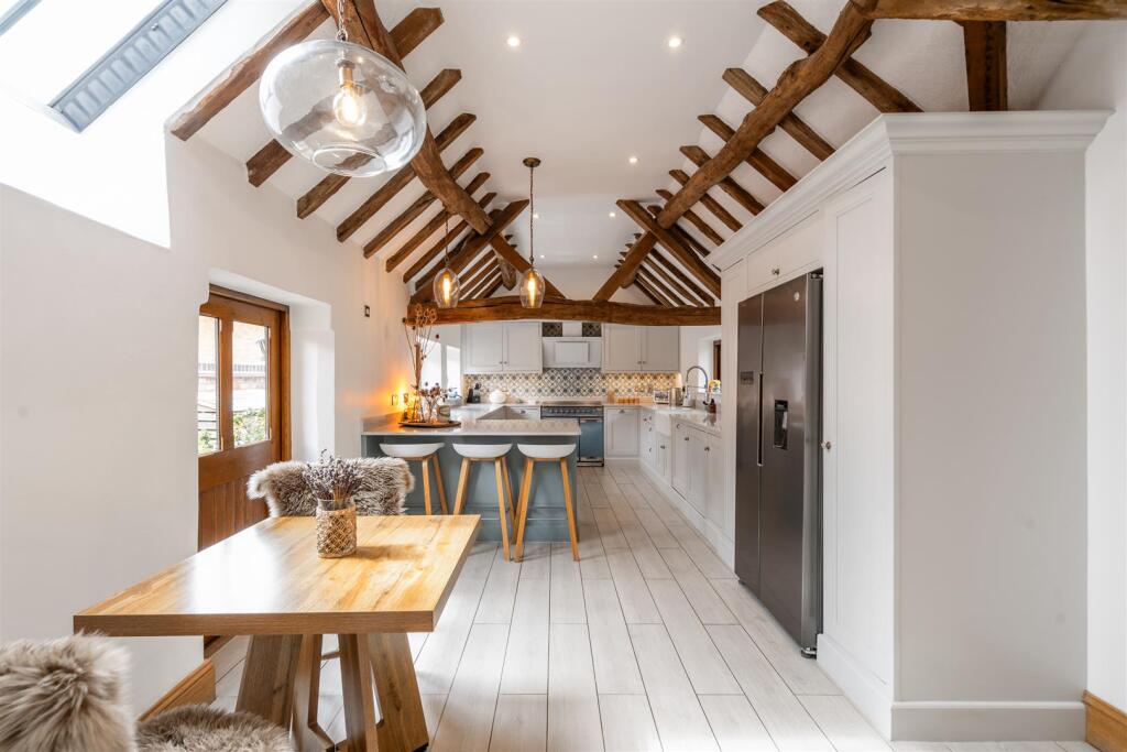 Additional image 40 of Cleobury Lane, Earlswood