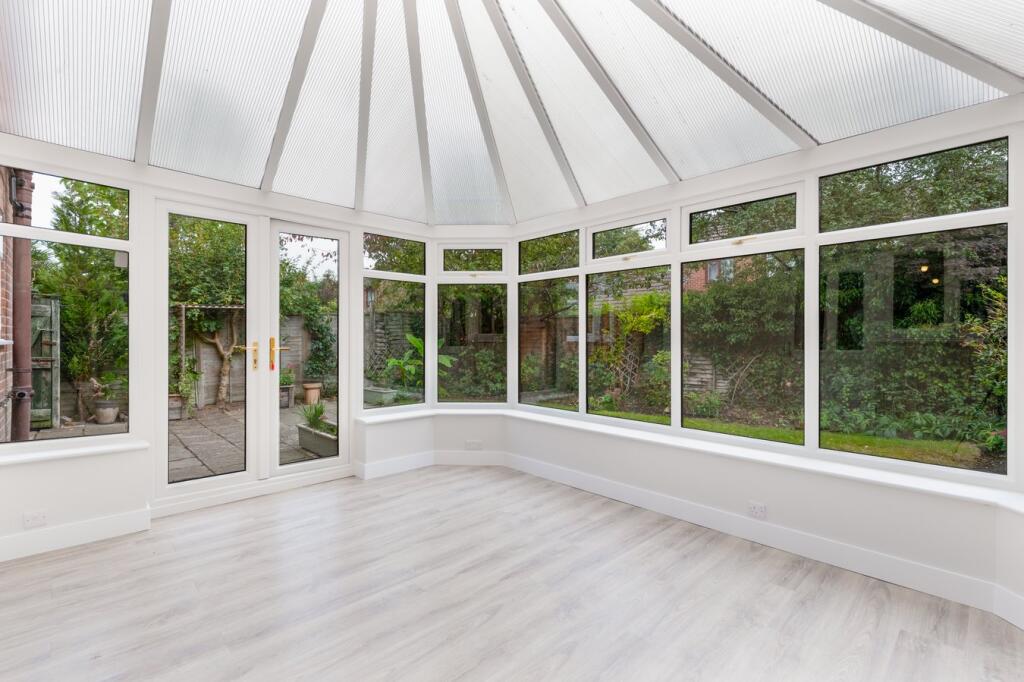 Additional image 10 of Harris Close, Henley-in-Arden, B95