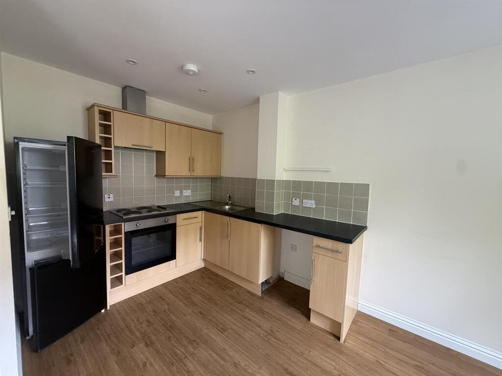 Additional image 8 of Glendale Terrace, Redditch