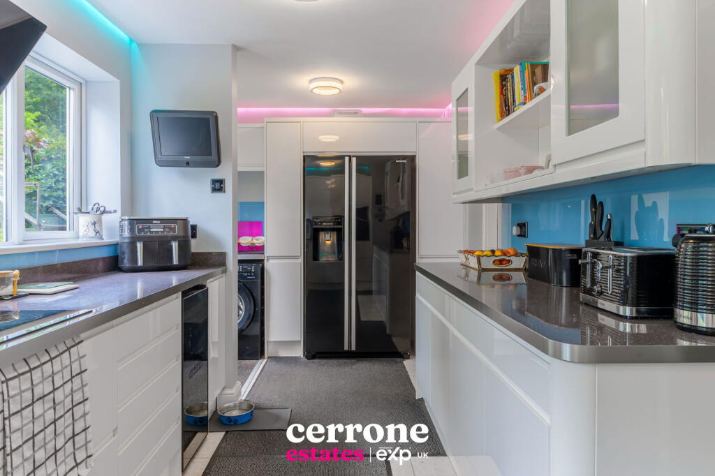 Additional image 6 of 19 Ettingley Close, Wirehill, Redditch, B98 7UF