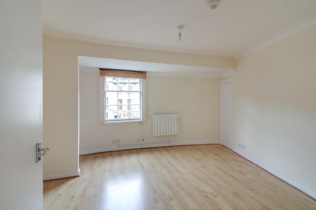 Additional image 4 of Cleveland Place East, Bath