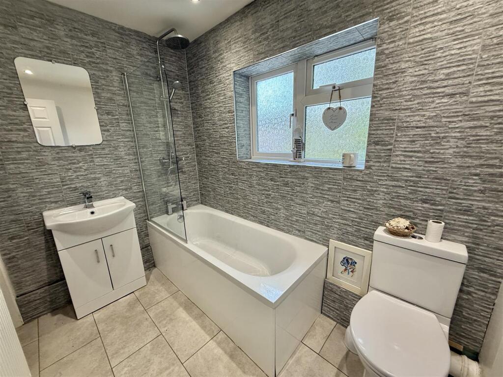 Additional image 4 of School Road, Henley-in-Arden