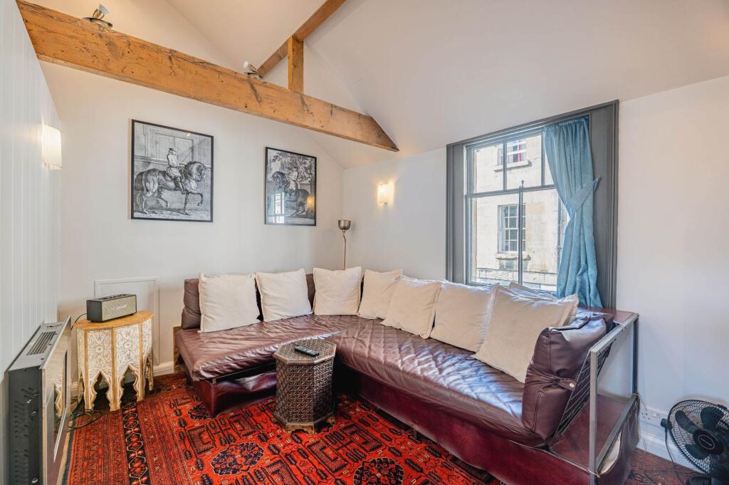 Additional image 3 of Princes Street