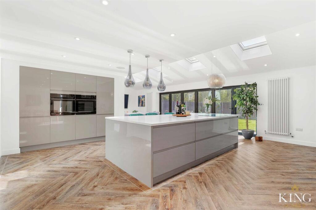 Additional image 45 of Ardens Close, Redditch