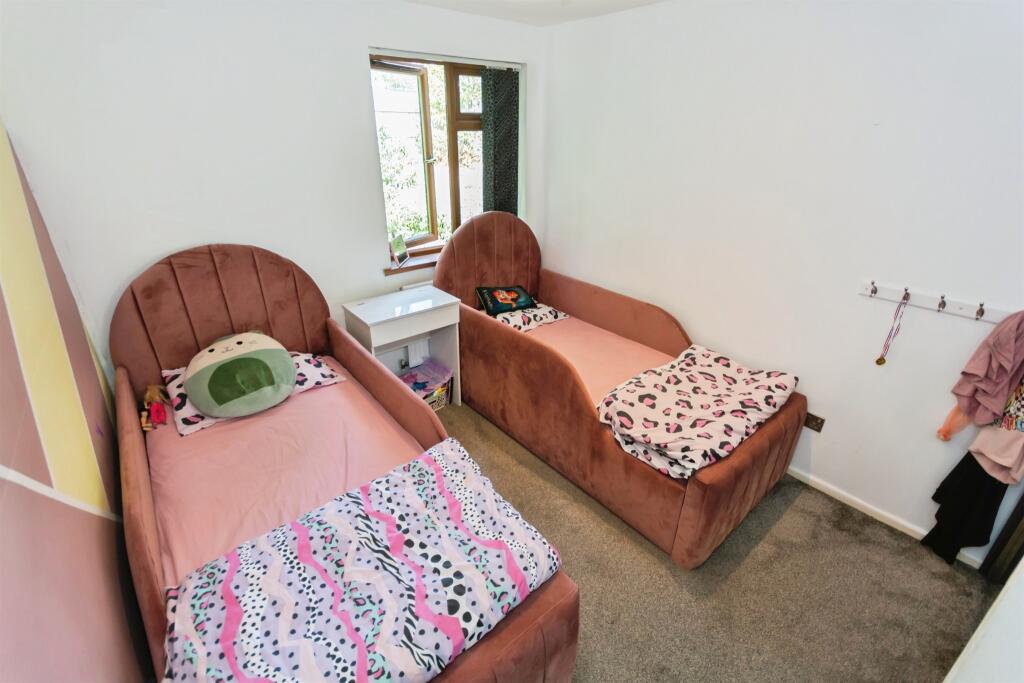 Additional image 15 of Napton Close, Redditch