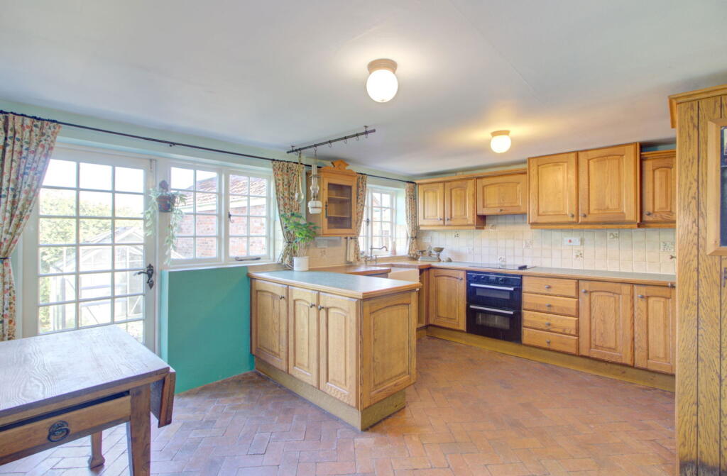 Additional image 7 of Great Hinton, Wiltshire, BA14 6BT