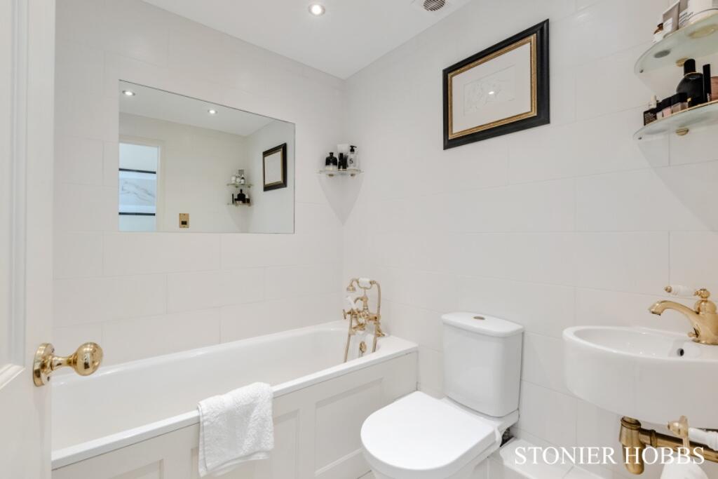 Additional image 12 of The Garden apartment, 17 Royal Crescent, Bath, Somerset, BA1