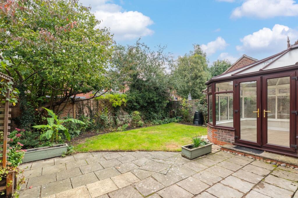 Additional image 2 of Harris Close, Henley-in-Arden, B95