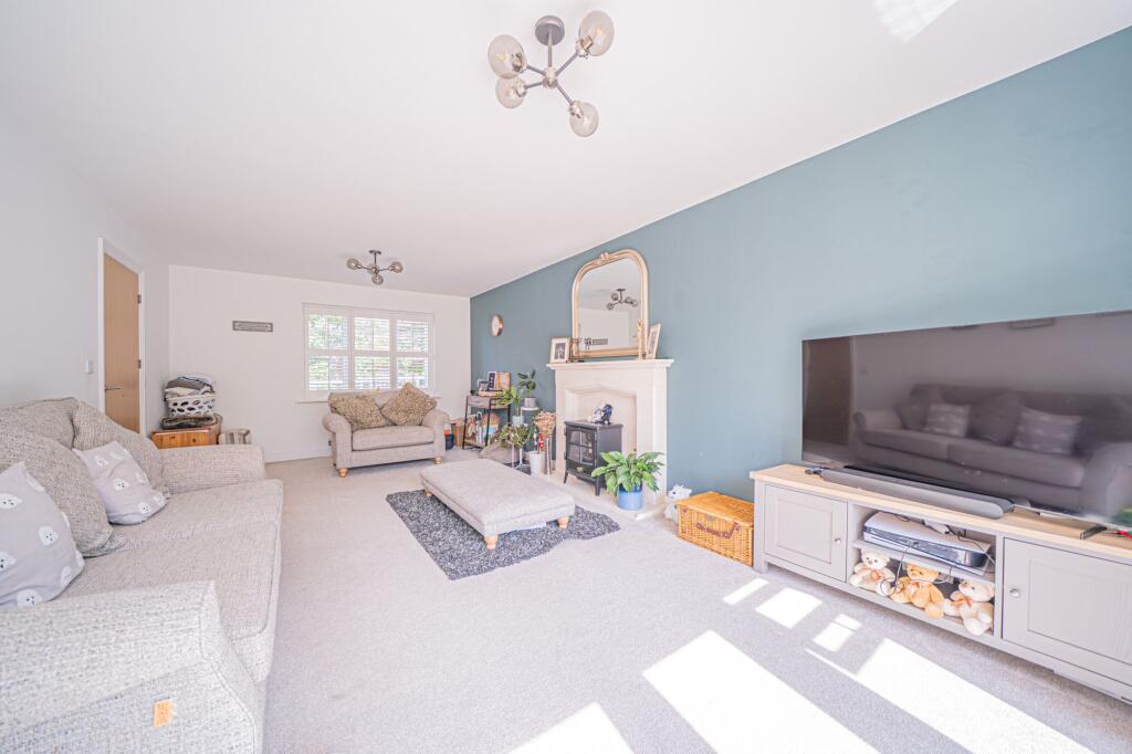 Additional image 2 of Four Ashes Road, Bentley Heath, B93