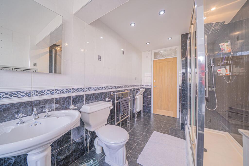 Additional image 17 of Park View, Hockley Heath, B94