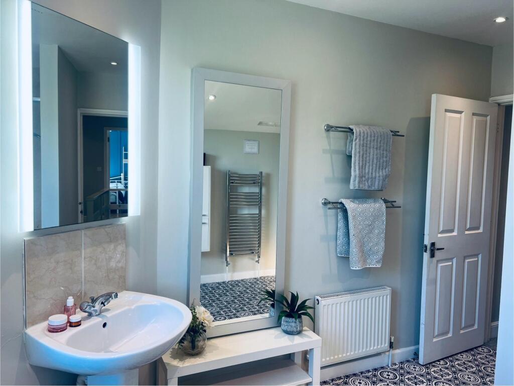 Additional image 10 of Coronation Avenue, Bath