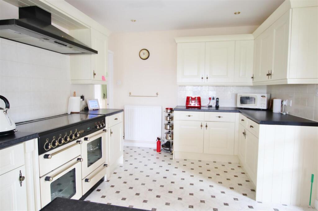 Additional image 5 of The Pastures, Lower Westwood, Bradford-On-Avon