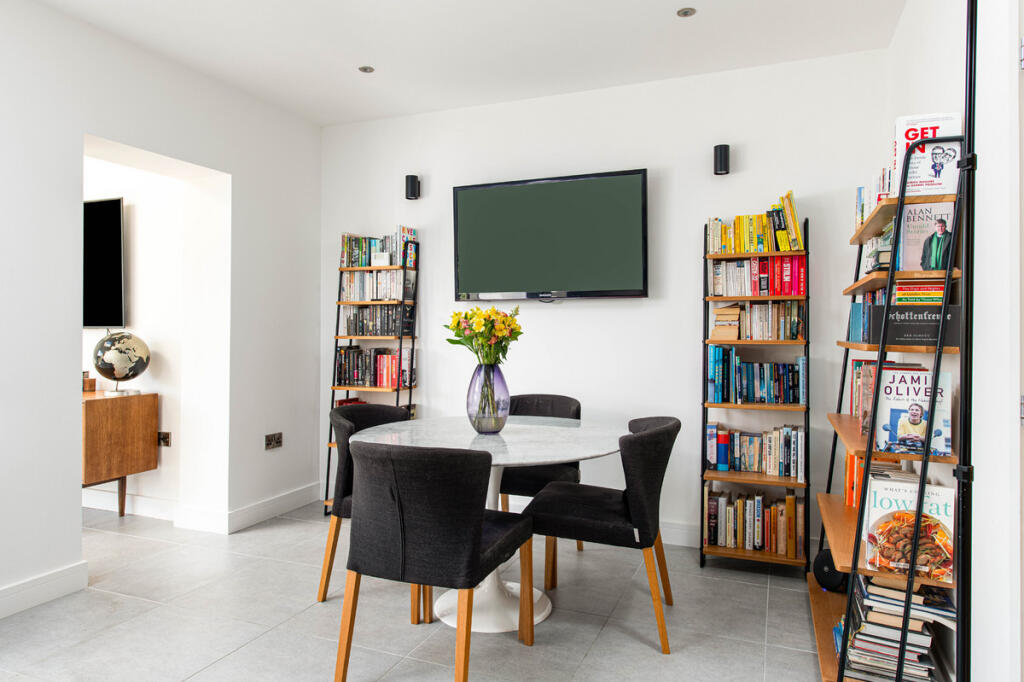Additional image 21 of Wellsway, Bath, BA2