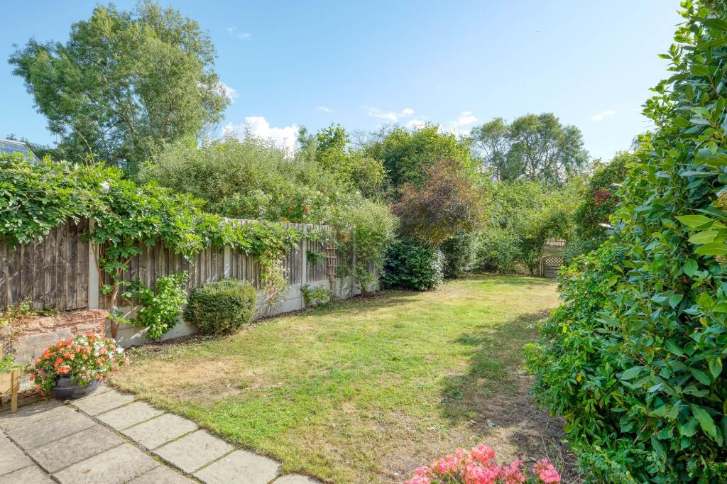 Additional image 22 of Weavers Hill, Hunt End, B97