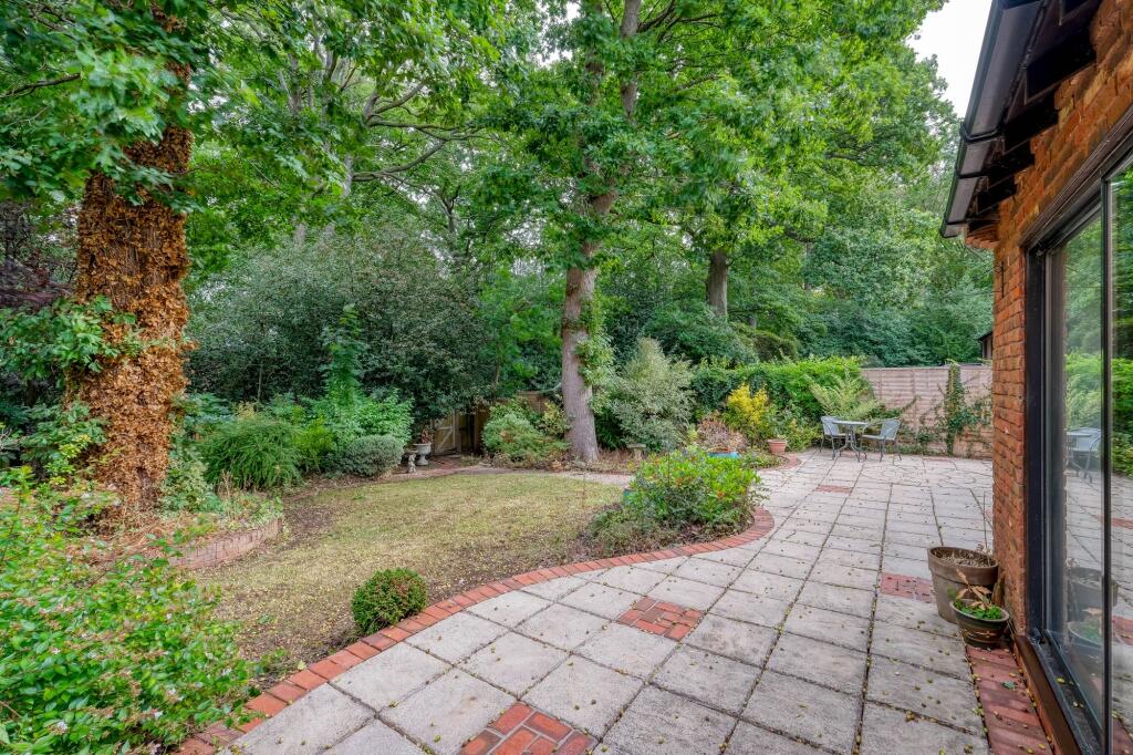 Additional image 4 of Purshall Close, Redditch, B97