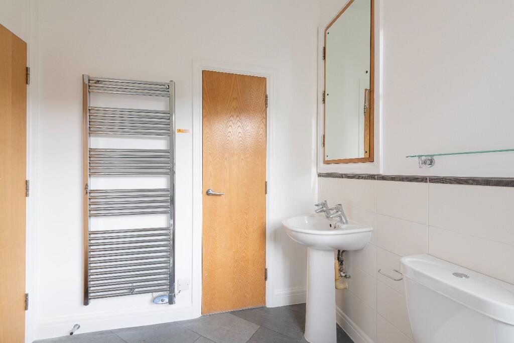 Additional image 5 of Ambry House, St. James's Parade, Bath, Somerset, BA1