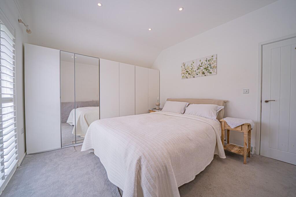 Additional image 21 of Warwick Road, Knowle, B93