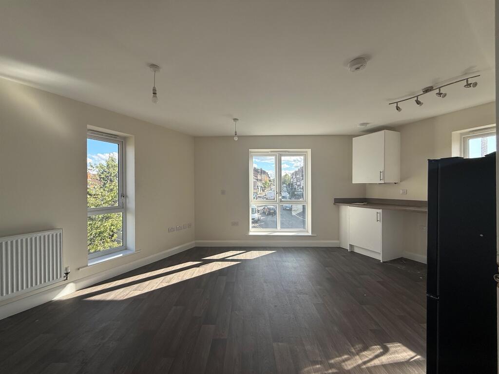 Additional image 17 of Evesham Street, Redditch