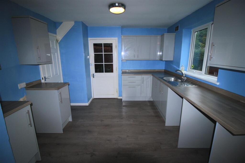 Additional image 6 of Tennyson Road, Headless Cross