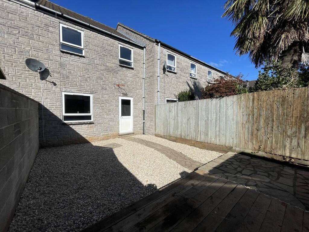 Additional image 14 of New Close, Street