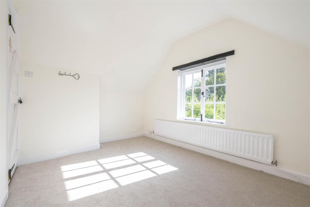 Additional image 9 of High Street, Henley-In-Arden