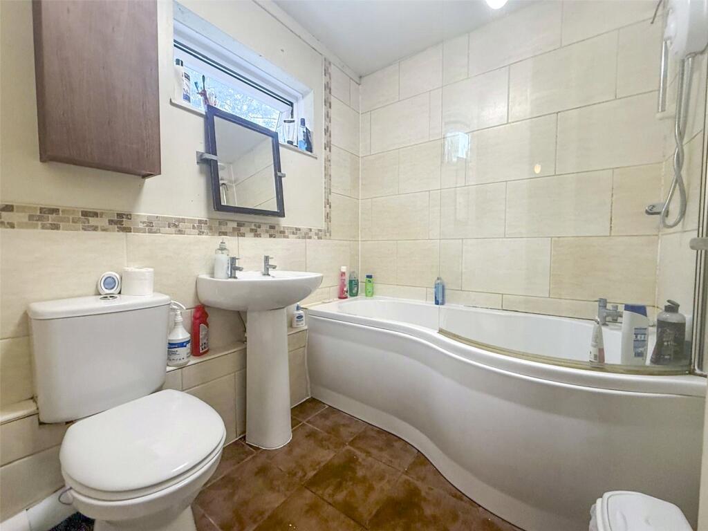 Additional image 7 of Farnborough Close, Redditch, Worcestershire, B98