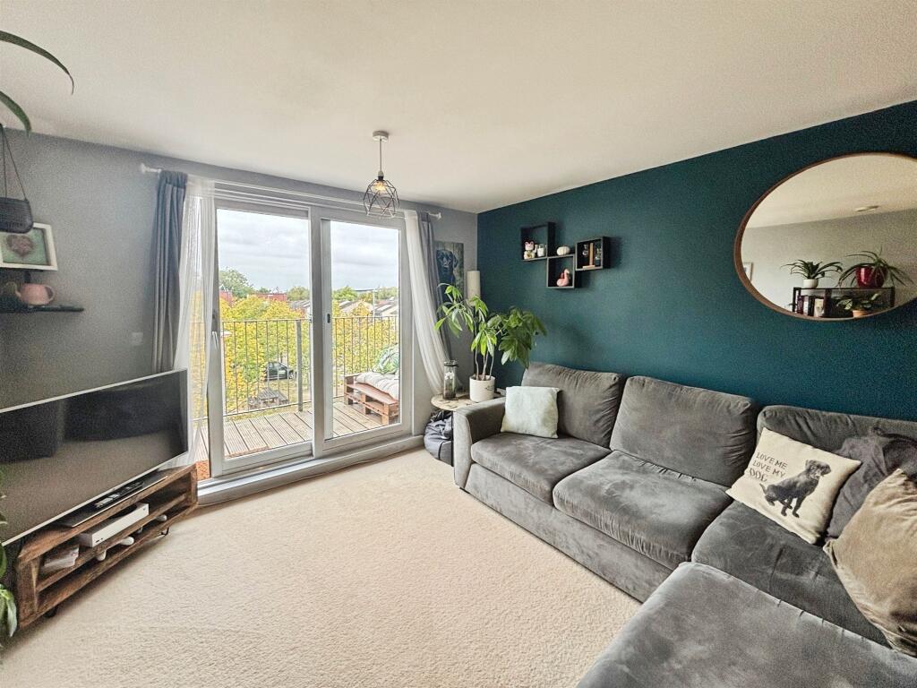 Additional image 3 of Lime Tree Square, Street