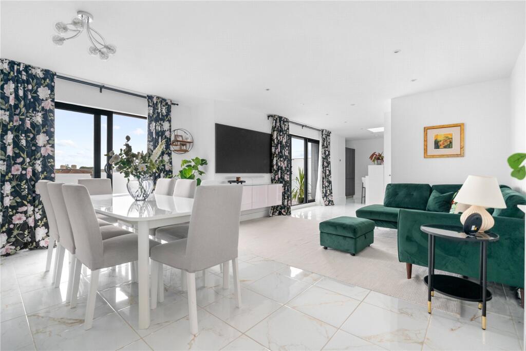 Additional image 3 of Clarks Mill, Stallard Street