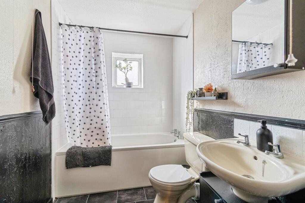 Additional image 9 of Henderson Close, TROWBRIDGE