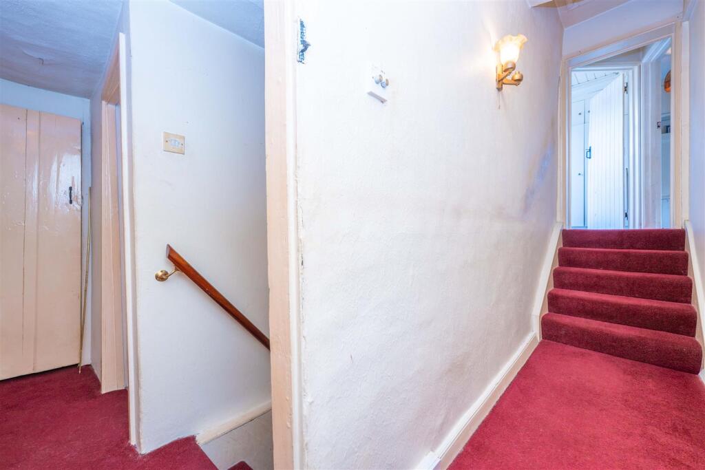 Additional image 7 of High Street, Henley-In-Arden