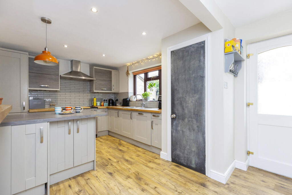 Additional image 4 of Quaperlake Street, Bruton, BA10