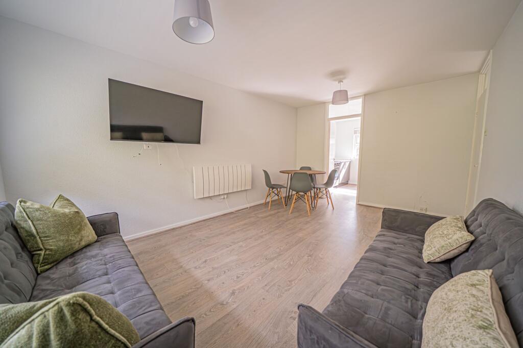 Additional image 6 of St. Lawrence Close, Knowle, B93