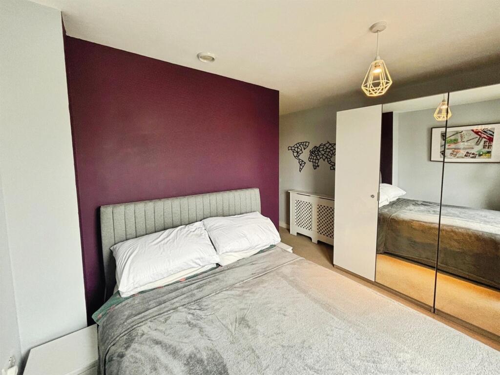 Additional image 15 of Lime Tree Square, Street