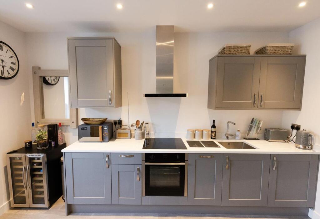 Additional image 4 of Apt. 1 The Elms, 14 High Street, Henley-In-Arden