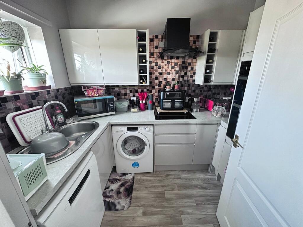 Additional image 7 of Orchard Road, Street, BA16