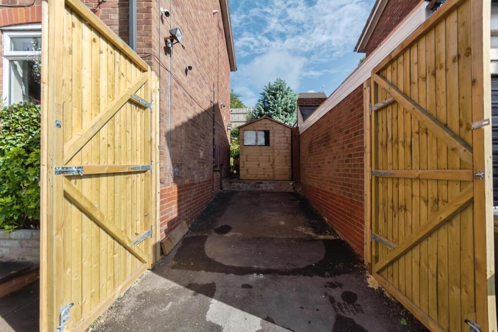 Additional image 16 of Easenhall Lane, Redditch