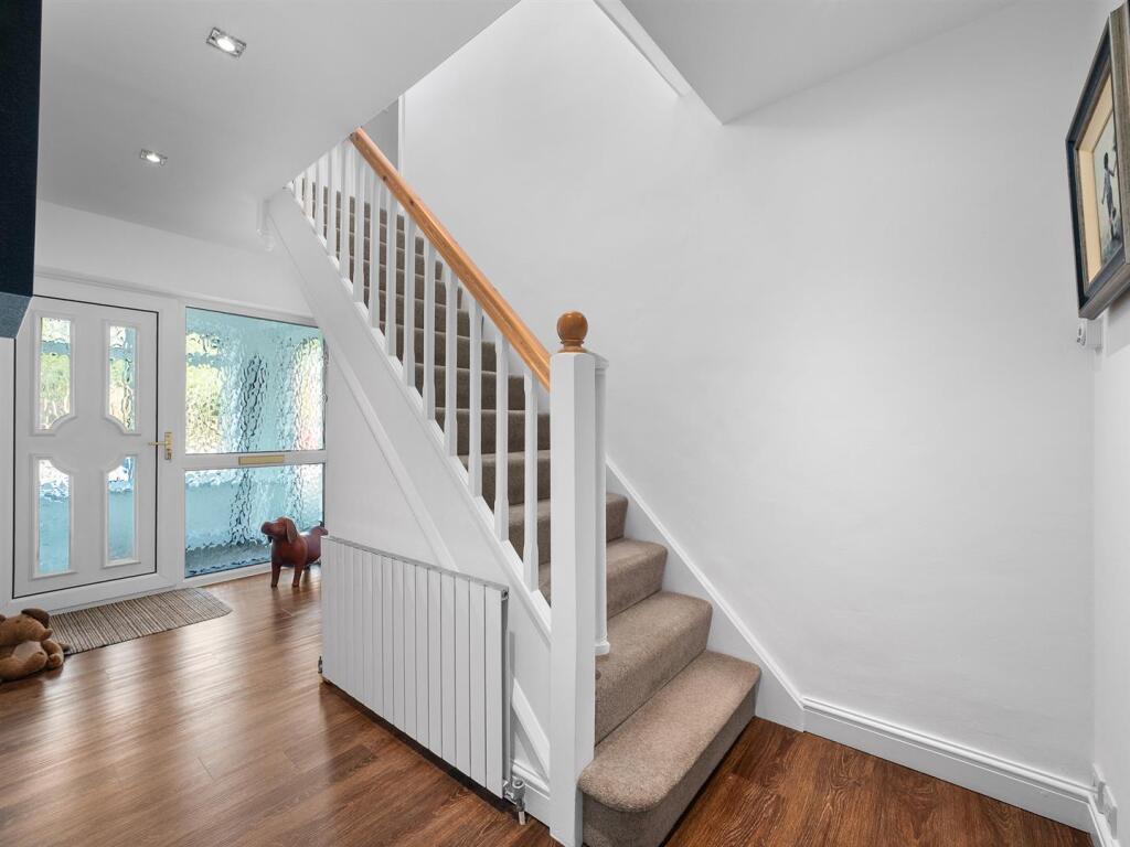 Additional image 17 of Stratford Road, Wootton Wawen